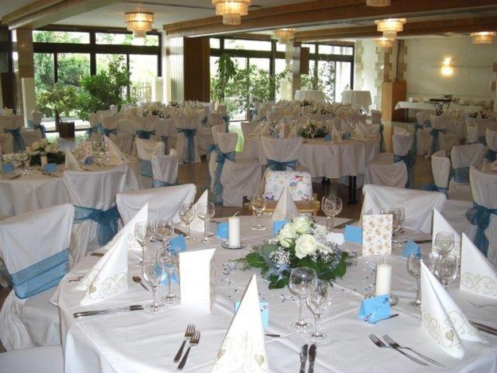אסלינגן Eichenhof Hotel Gbr מראה חיצוני תמונה